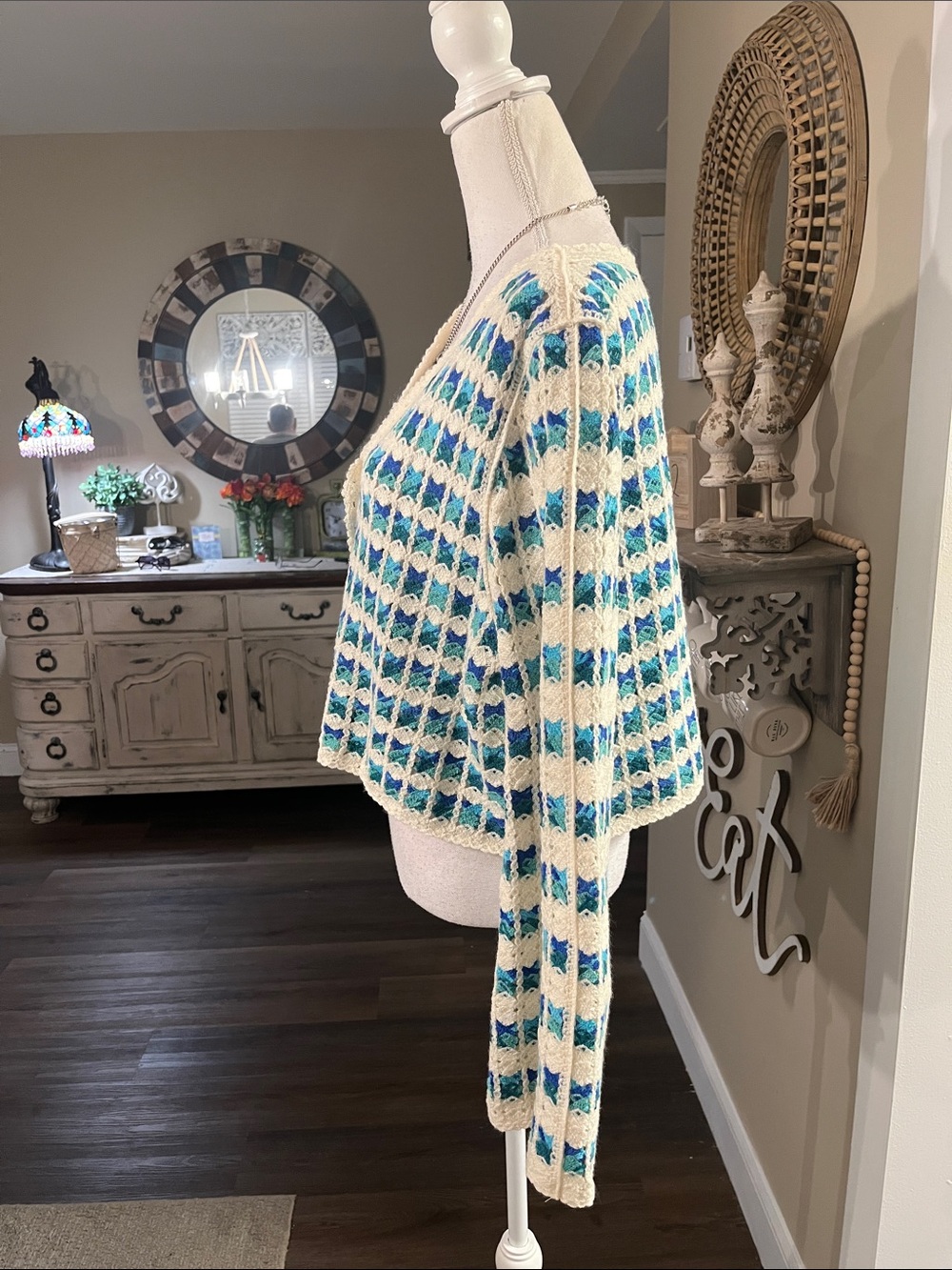 POL Cream and Blue V‑Neck Cropped Cardigan - Picture 3 of 9